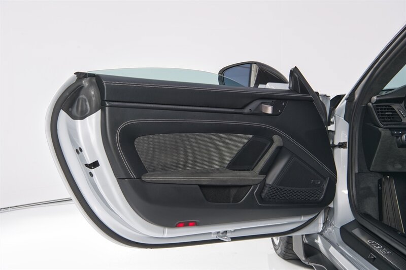 Used 2025 Porsche 911 GT3 RS RWD image 18