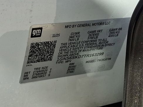 Used 2026 Chevrolet Tahoe Premier AWD/4WD image 26