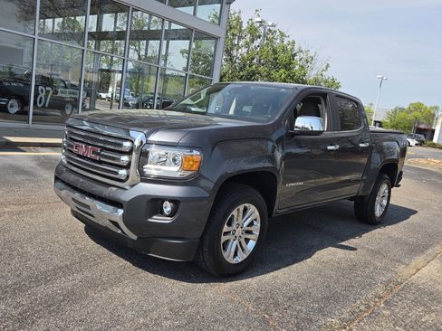 Used 2016 GMC Canyon SLT w/ Driver Alert Package AWD/4WD image 3