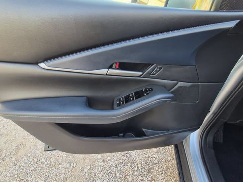 Used 2020 MAZDA CX-30 FWD w/ Select Package image 15