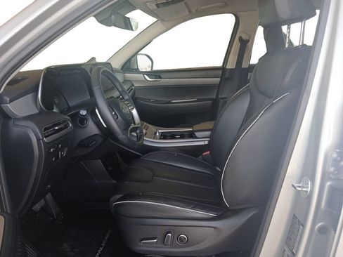 Used 2024 Hyundai Palisade SEL FWD image 9