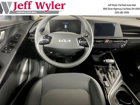New 2026 Kia Niro LX FWD image 9
