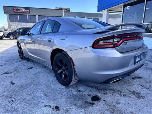 Used 2015 Dodge Charger SXT image 16