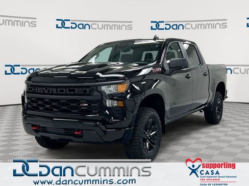 Used 2024 Chevrolet Silverado 1500 Custom Trail Boss AWD/4WD image 1
