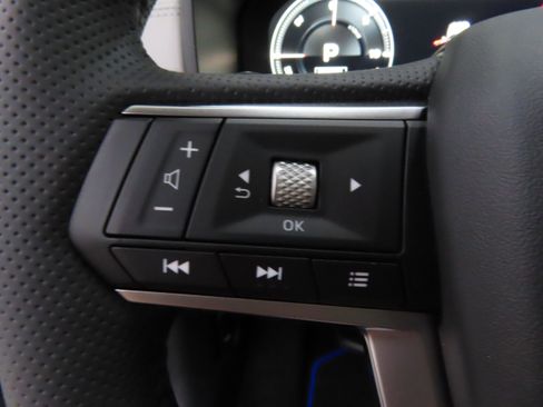 New 2025 Mitsubishi Outlander SEL image 12