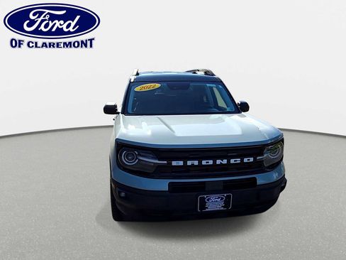 Used 2022 Ford Bronco Sport Outer Banks w/ Tech Package AWD/4WD image 2