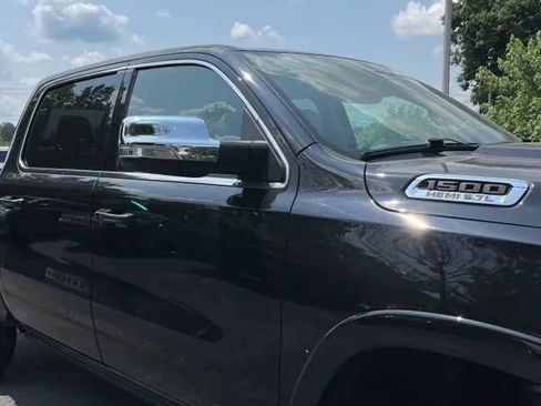 Used 2019 RAM 1500 Limited AWD/4WD image 14