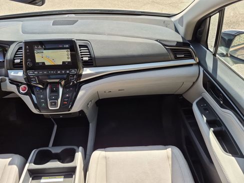 Used 2019 Honda Odyssey Elite image 32