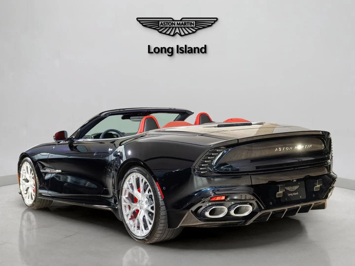 New 2026 Aston Martin Vanquish Convertible RWD image 4