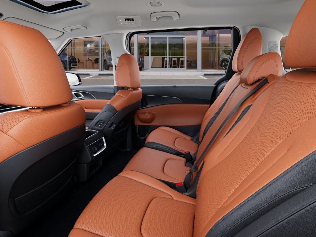 New 2027 Kia Carnival SX FWD image 19