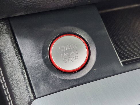 Used 2018 Audi SQ5 Premium Plus w/ Navigation Package image 23