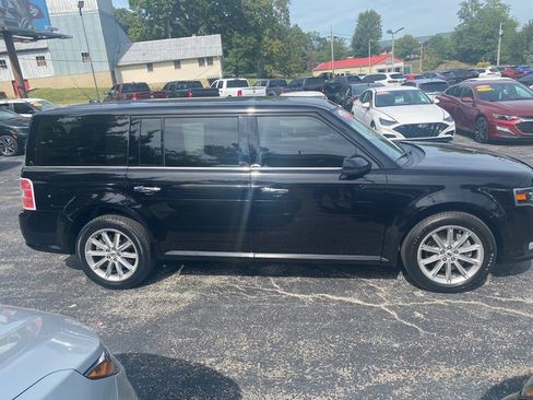 Used 2019 Ford Flex Limited image 6