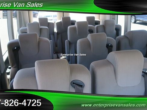 Used 2023 Ford Transit 350 XLT RWD image 13