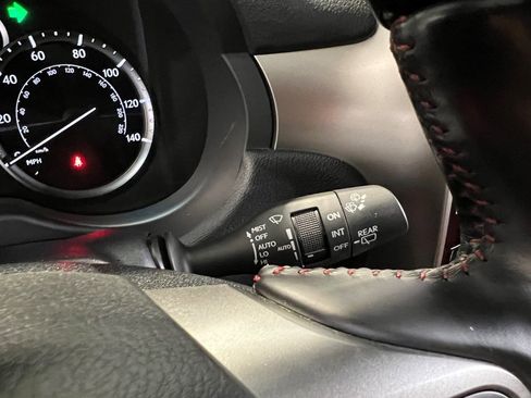 Used 2023 Lexus GX 460 Premium image 39