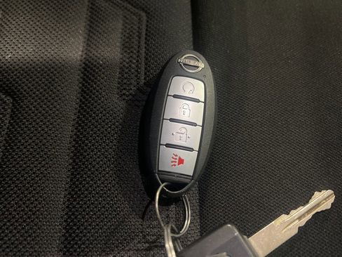 Certified 2023 Nissan Frontier PRO-4X w/ Technology Package image 23