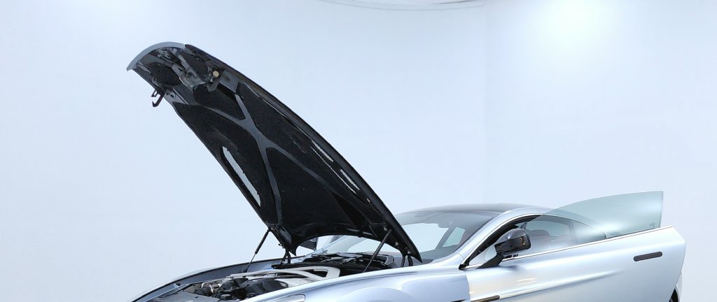 Used 2014 Aston Martin Vanquish Coupe RWD image 9