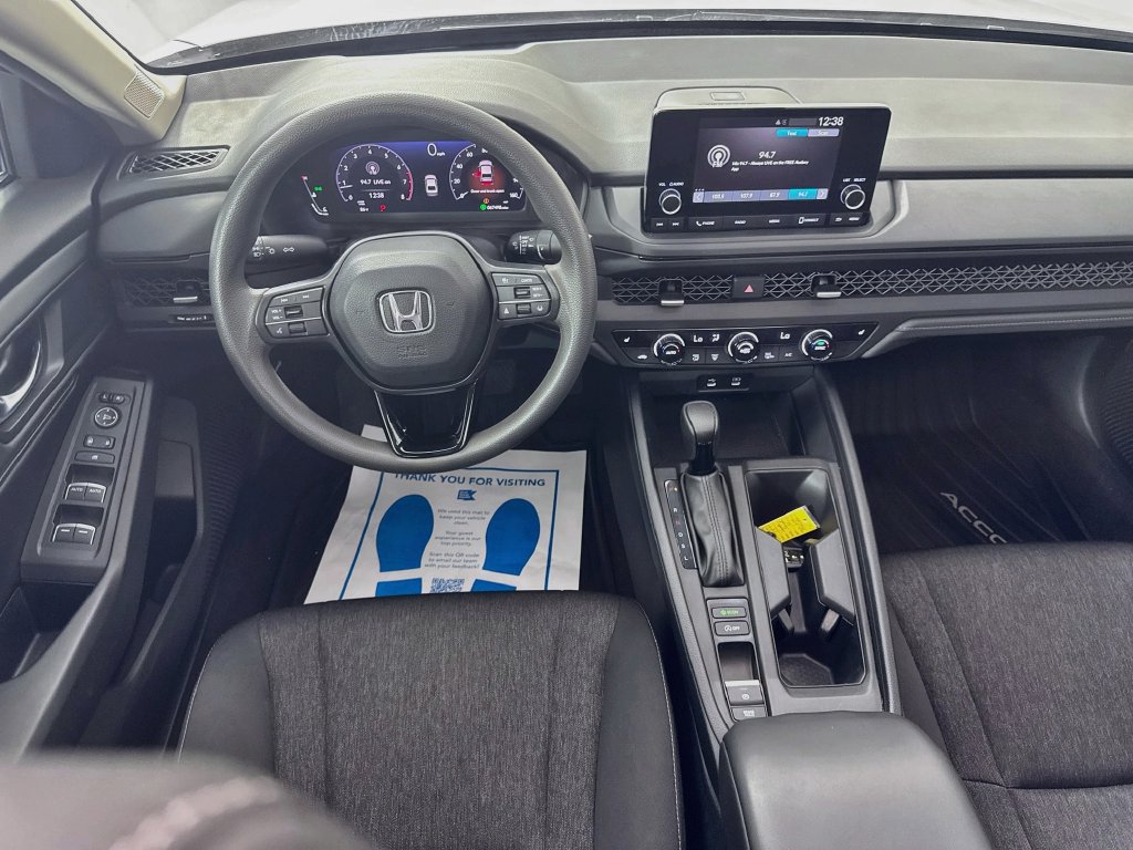 Used 2023 Honda Accord EX image 28