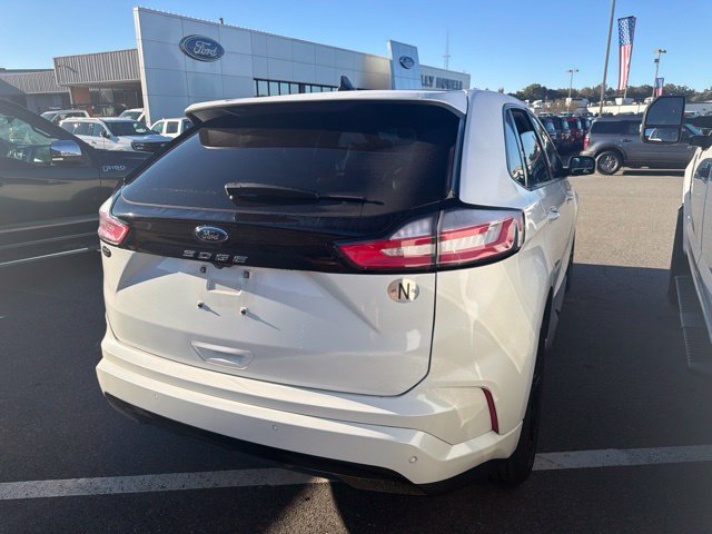 Used 2022 Ford Edge ST-Line AWD/4WD image 3