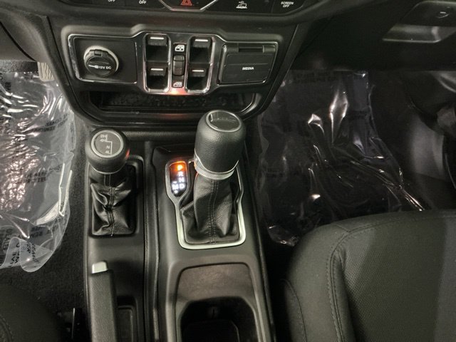 Used 2021 Jeep Gladiator Sport AWD/4WD image 21