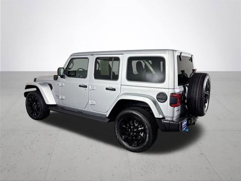 Certified 2023 Jeep Wrangler Unlimited Sahara w/ Cold Weather Group AWD/4WD image 9