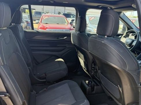 Used 2024 Jeep Grand Cherokee L Laredo w/ Luxury Tech Group I image 28