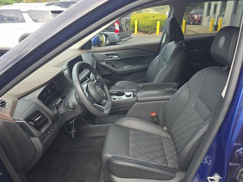 Used 2022 Nissan Rogue Platinum w/ Head-Up Display Package image 3