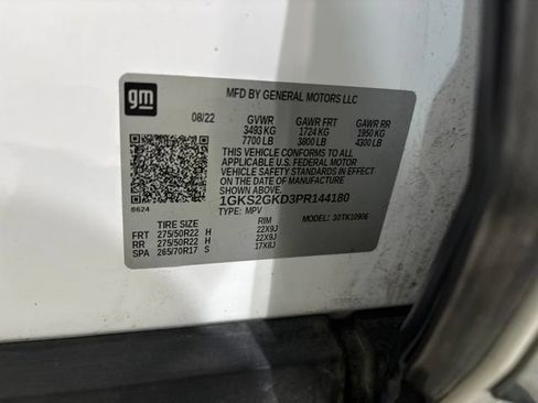 Used 2023 GMC Yukon XL SLT AWD/4WD image 39