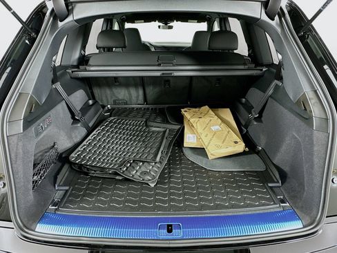 New 2026 Audi SQ7 Premium Plus AWD/4WD image 40