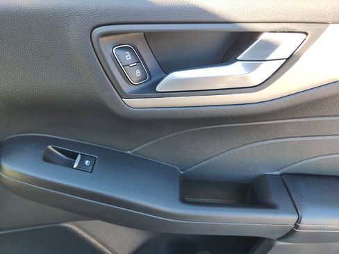 Certified 2021 Ford Escape SE image 36