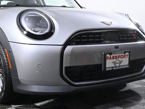 Certified 2025 MINI Cooper S image 3