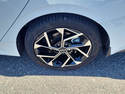 Used 2025 Kia K5 EX FWD image 36