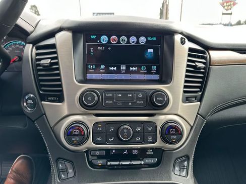 Used 2019 GMC Yukon Denali w/ Denali Ultimate Package AWD/4WD image 15