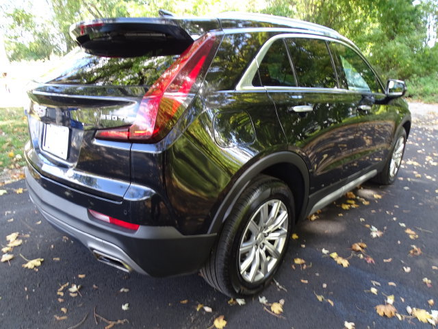 Certified 2023 Cadillac XT4 Premium Luxury AWD/4WD image 20