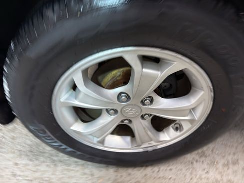 Used 2009 Hyundai Tucson Limited image 32