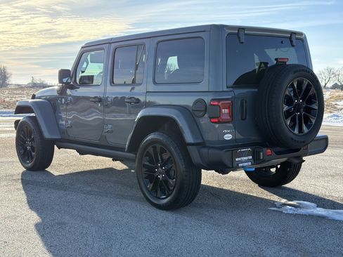 Used 2024 Jeep Wrangler Sahara w/ Technology Group image 25