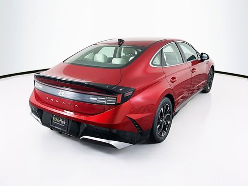 Used 2025 Hyundai Sonata SEL FWD image 9