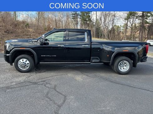 Used 2024 GMC Sierra 3500 Denali Ultimate image 4