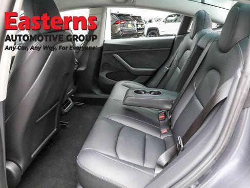 Used 2023 Tesla Model 3 Standard Range image 19
