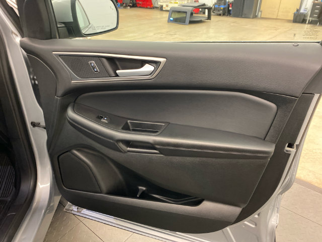 Used 2024 Ford Edge SEL w/ Convenience Package AWD/4WD image 33