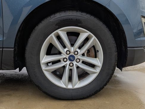 Used 2018 Ford Edge SEL w/ Equipment Group 201A AWD/4WD image 12