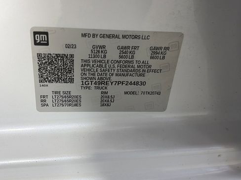 Used 2023 GMC Sierra 2500 Denali w/ Denali Ultimate Package image 9