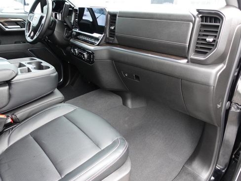 Used 2023 Chevrolet Silverado 1500 LT image 34