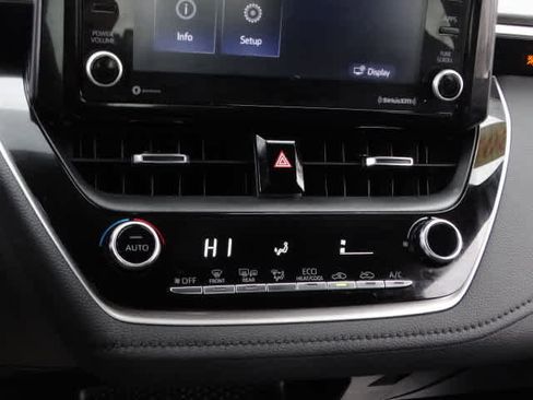 Certified 2022 Toyota Corolla SE image 29