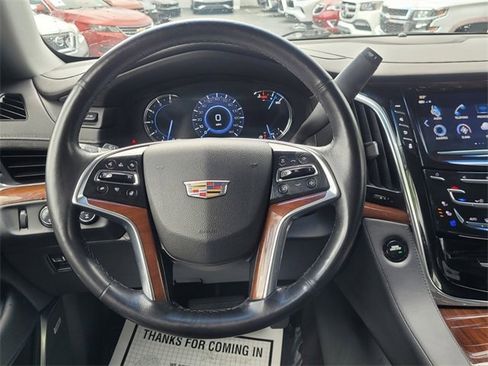 Used 2019 Cadillac Escalade Premium Luxury image 11