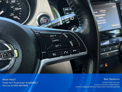 Used 2017 Nissan Rogue SL AWD/4WD image 28