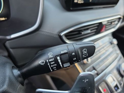 Used 2021 Hyundai Santa Fe Limited FWD image 23