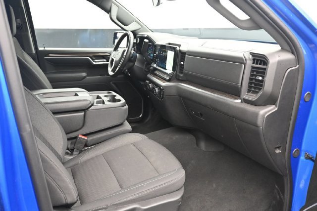 Used 2026 Chevrolet Silverado 1500 RST AWD/4WD image 30