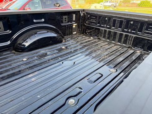 Used 2024 Ford F250 XLT w/ Black Appearance Package AWD/4WD image 14
