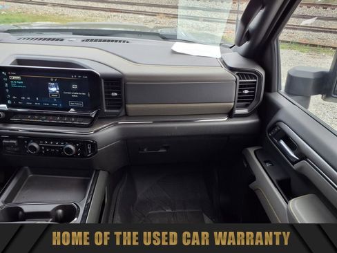 Used 2025 Chevrolet Silverado 2500 ZR2 w/ Technology Package image 8