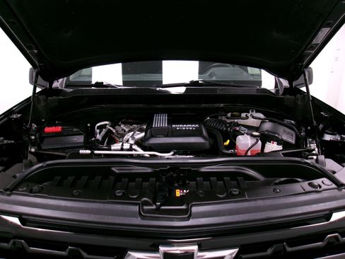 Used 2024 Chevrolet Silverado 1500 RST w/ Protection Package AWD/4WD image 18